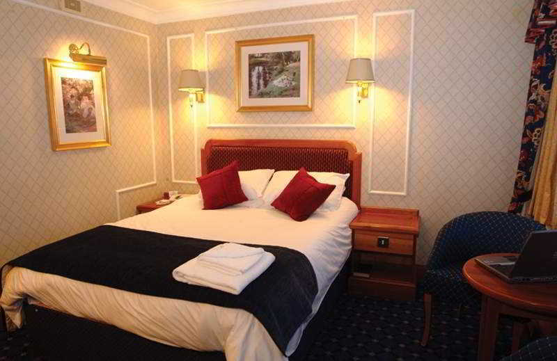 Leonardo Hotel Inverness - Formerly Jurys Inn Esterno foto